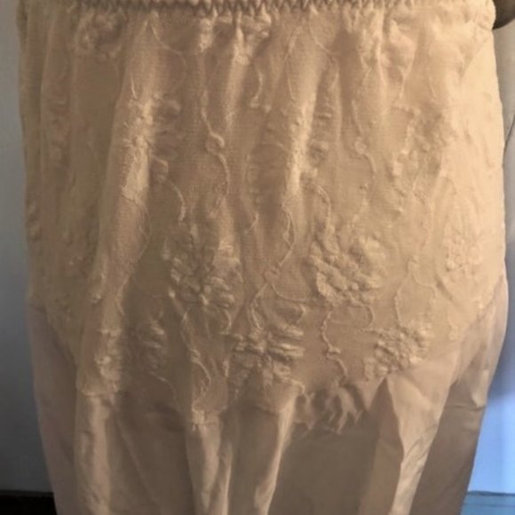 Vintage Lady Lynne Flare White Half Slip - Picture 3 of 7